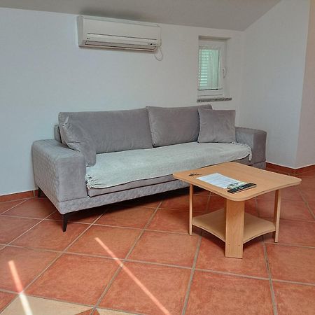 Villa Bionda Malinska Kamer foto