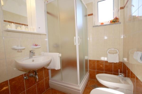 Villa Bionda Malinska Kamer foto